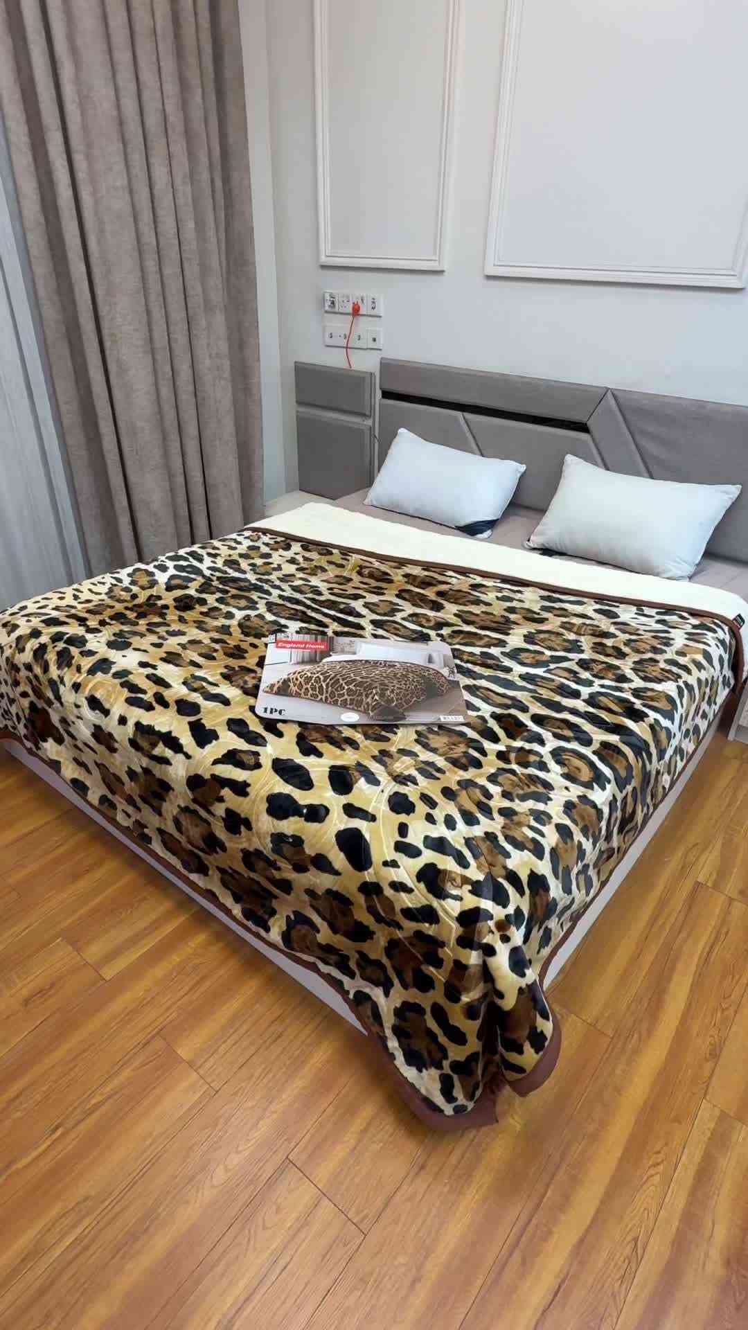 بطانية نفرين • 240×220 • انكللاند هوم