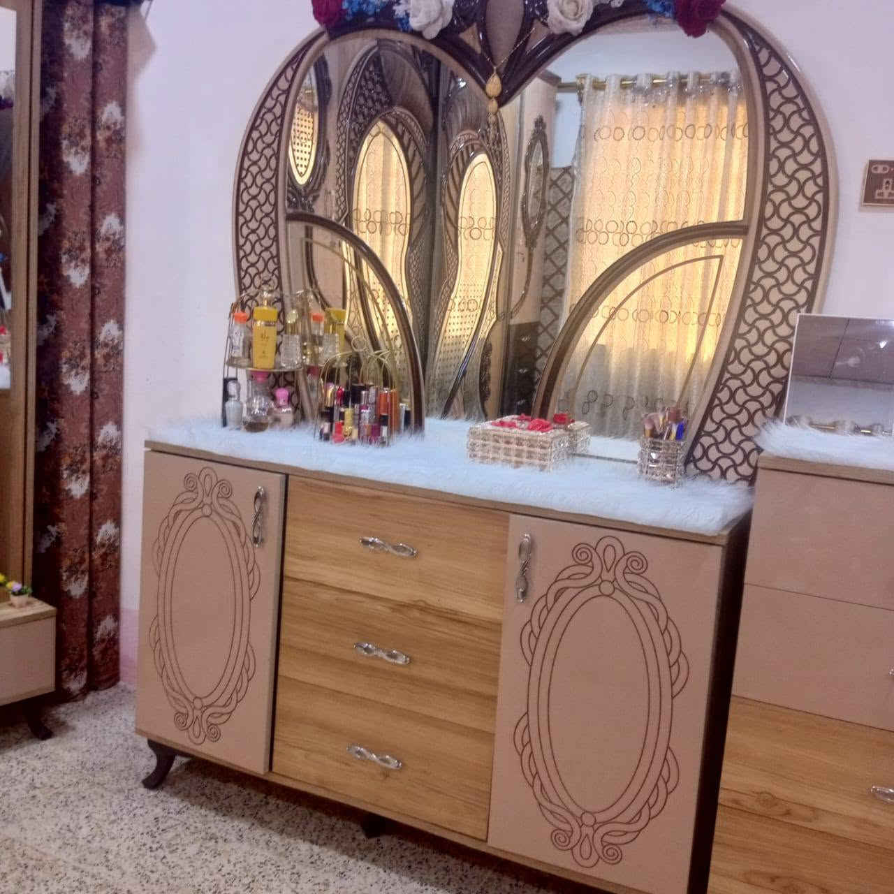 غرفة خشاب • تركي • واتساب