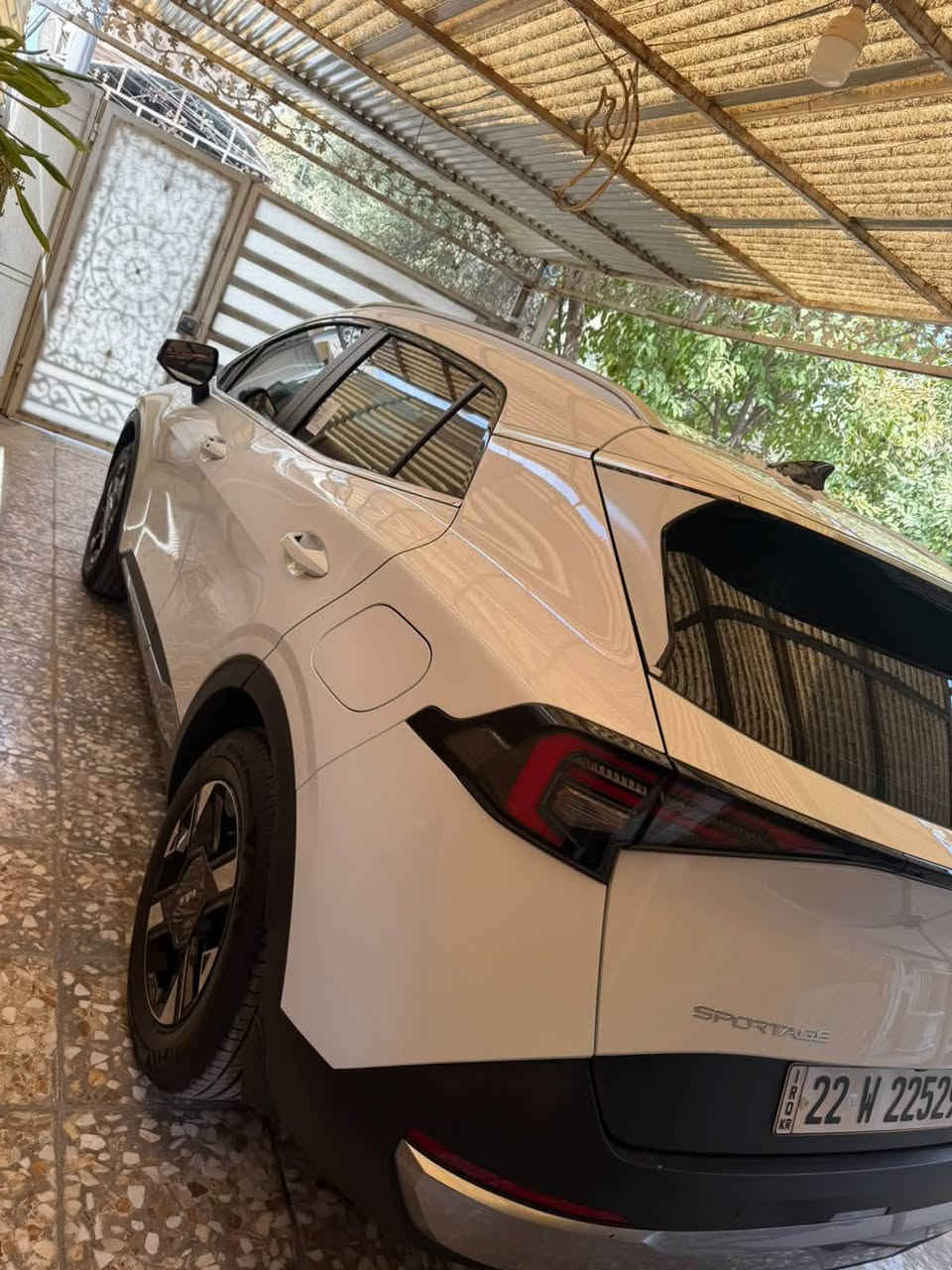 � بِسْمِ اللهِ الرَّحْمَنِ الرَّحِيمِ 🔥

🚘 سبورتاج موديل 2026 — فرصة مميزة للبيع

سيارة موديل حديث، مكفولة كفالة عامة، ورقم أربيل مع تحويل ثاني يوم.

✨ المواصفات:
• شفتات
• بصمة
• رادار
• شاشة كبيرة متصلة
• كاميرا دوّارة 360°
• تبريد أمامي وخلفي
• مواصفات اعتيادية مرتبة

🛡️ تفاصيل التضليل:
السيارة مضللة بالكامل، ومعها كتاب تضليل رسمي من أربيل، والكتاب جديد وصار له تقريباً شهر من تاريخ صدوره.

السعر 223وبيه مجال 

📍 الموقع: بغداد – السيدية – حي الإعلام

📞 للاستفسار: ***********

🔥 للجادين فقط — السيارة تستحق
