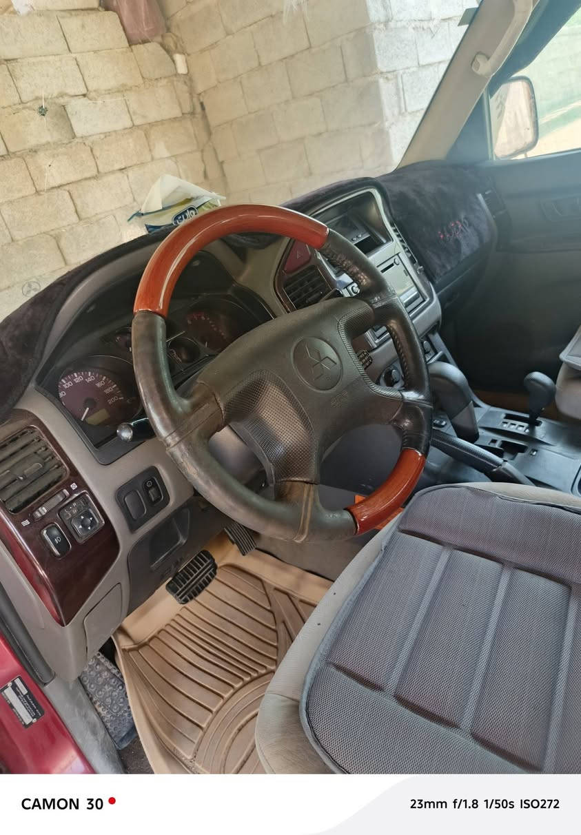 للبيع 
باجيرو 2002
صبغ قطعه وحده فقط 
كير محرك تبريد ممتاز 
مكاني ديالى 
سعر 78وبيها مجال 
وهاذا رقمي 
, ***********

نص مكتوب في الصور:
- CAMON 30 • 23mm f/1.8 1/62s ISO50
- CAMON 30 23mm f/1.8 1/100s ISO65
- CAMON 30
- 23mm f/1.8 1/50s ISO272
- CAMON 30 23mm f/1.8 1/50s ISO285
- CAMON 30 23mm f/1.8 1/50s ISO240