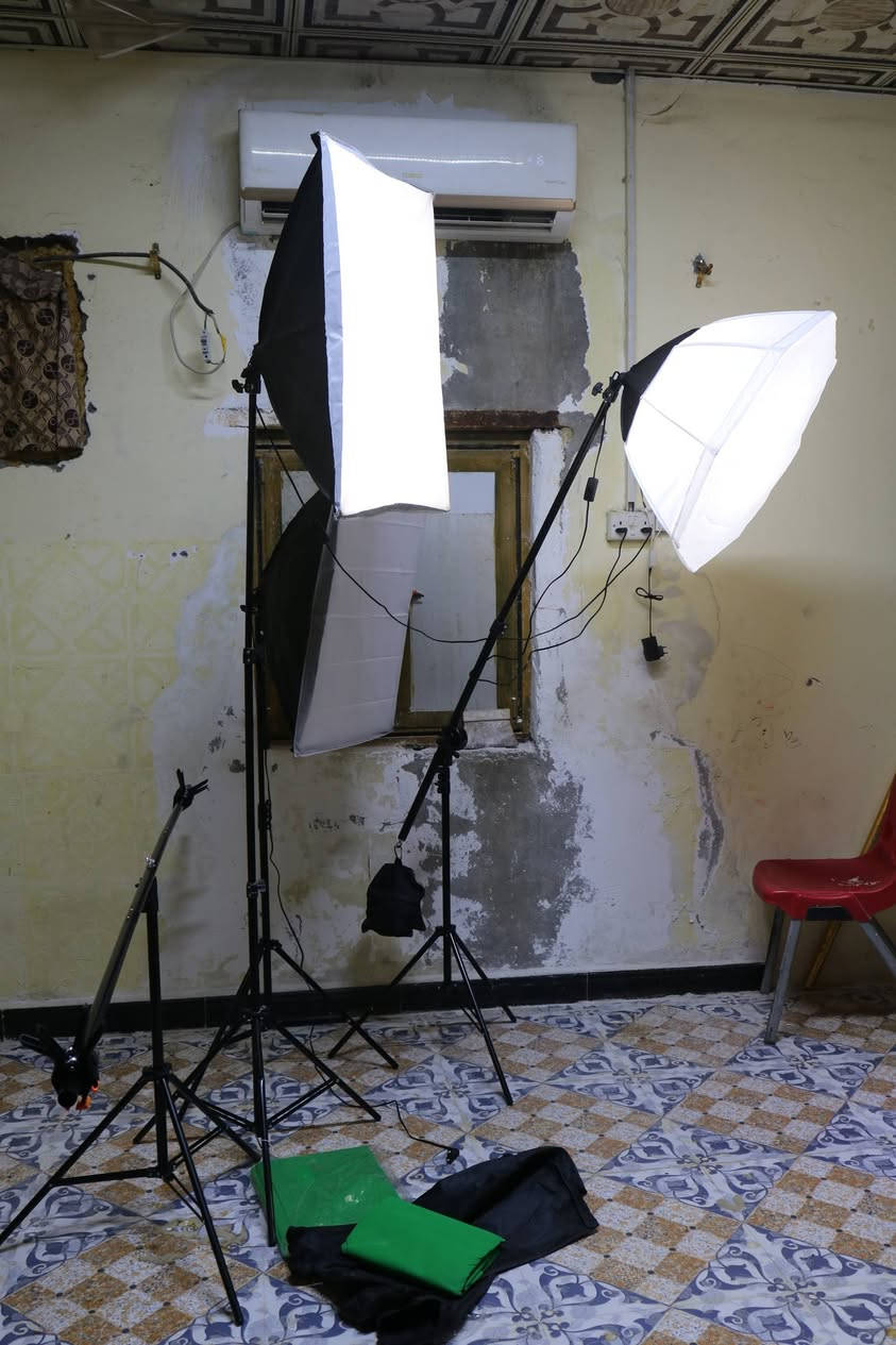 انارة استوديو وتصوير عموديات 2 وانارة سقف متحركة دائرية 1 ستاند كروما 1
قماش كروما 2 بسعر مناسب مستخدمات مرة واحدة 

***********

العنوان البصرة
