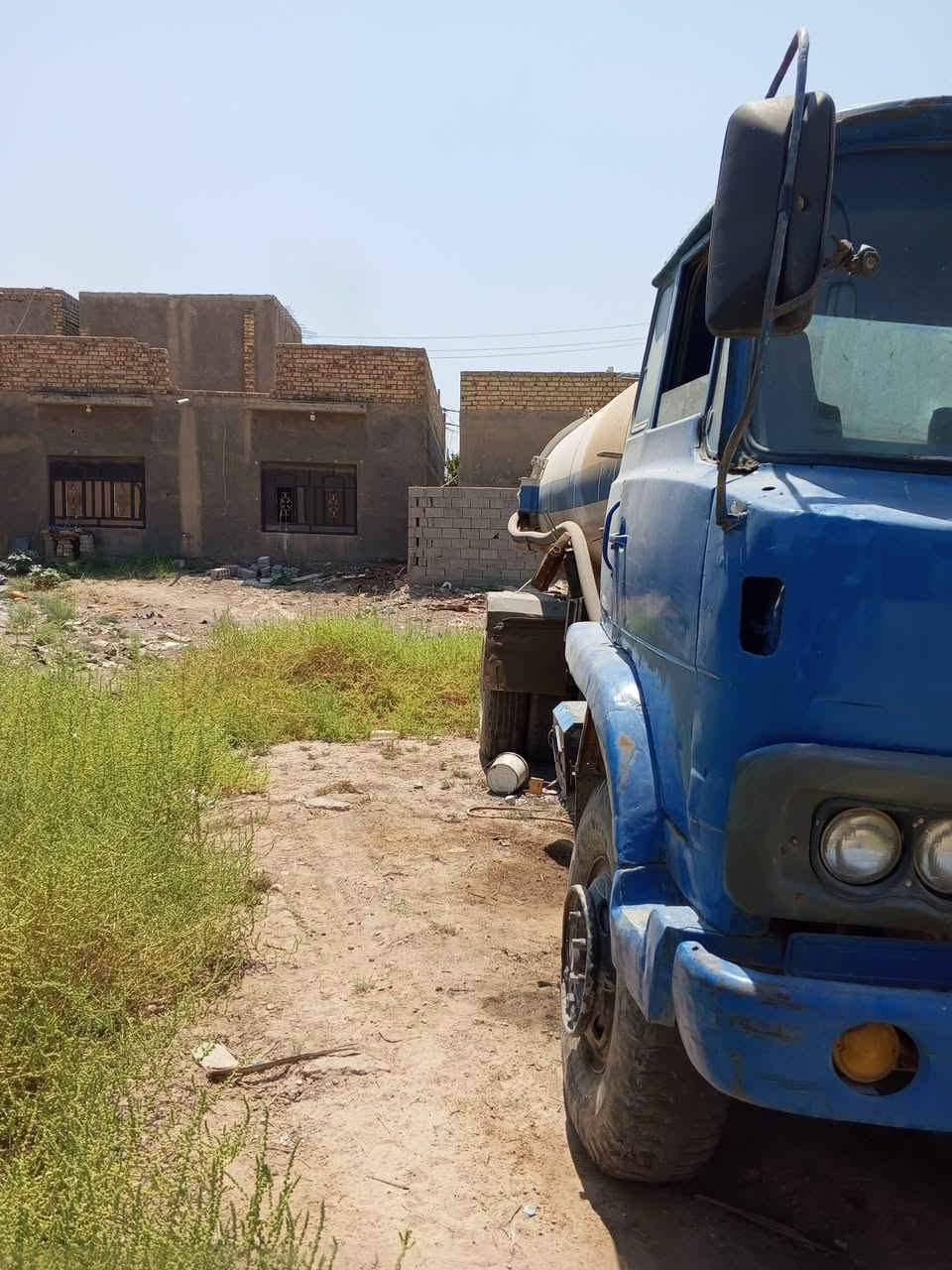 اللبيع دنكر مياة ثقيله محرك و كير ماطور تانكي زينات تايرات تعبانات رقم دي قار مكاني بابل ***********
