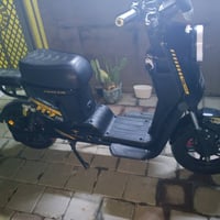 دراجه ار 9 مقفوله كفاله عامه سعر مالتها 400 وبيها مجال بطاريات نظيفه و...