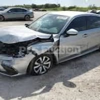 هوندا سيفيك 2023. بانزين حادثها مثل ما موجود بالصورة مرقم صلاح الدين م...