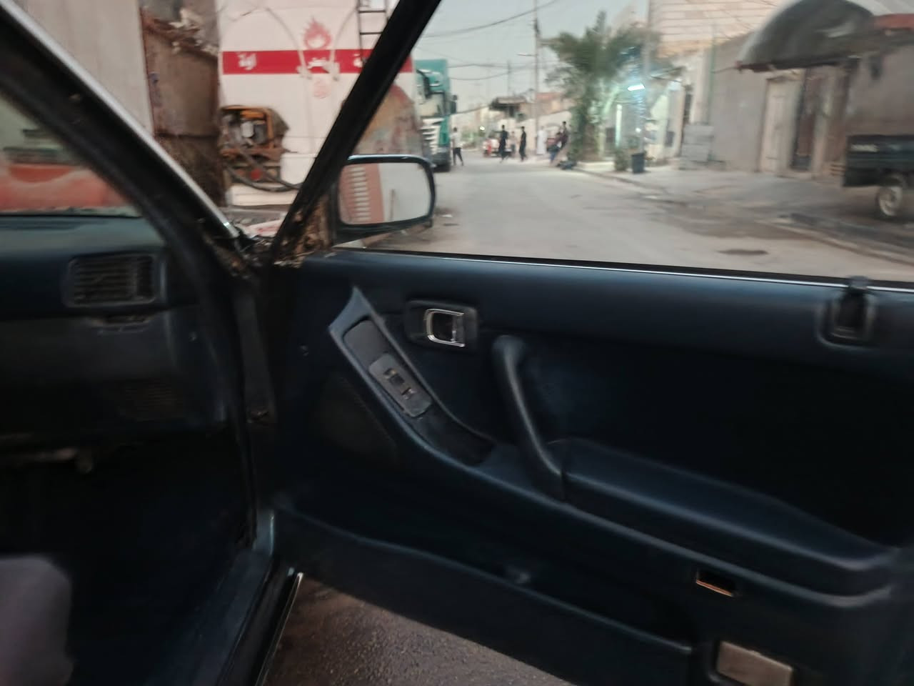 سيار أرنب محرك فيفيتي كير محرك جاهزات سياره مكفولة من ضربه قبل سبوع داخله فرن صبغ جماليه غرفه جديده بطاين جدد دشبول محور ماصده حداديه جديده رقم كربلاء سنويه ل ٢٠٢٨ راعيه بنجف يمي قبل لا تفحص تواجه راعيه سعر ٥٠ وبيه مجال مكان سياره بنجف ***********
