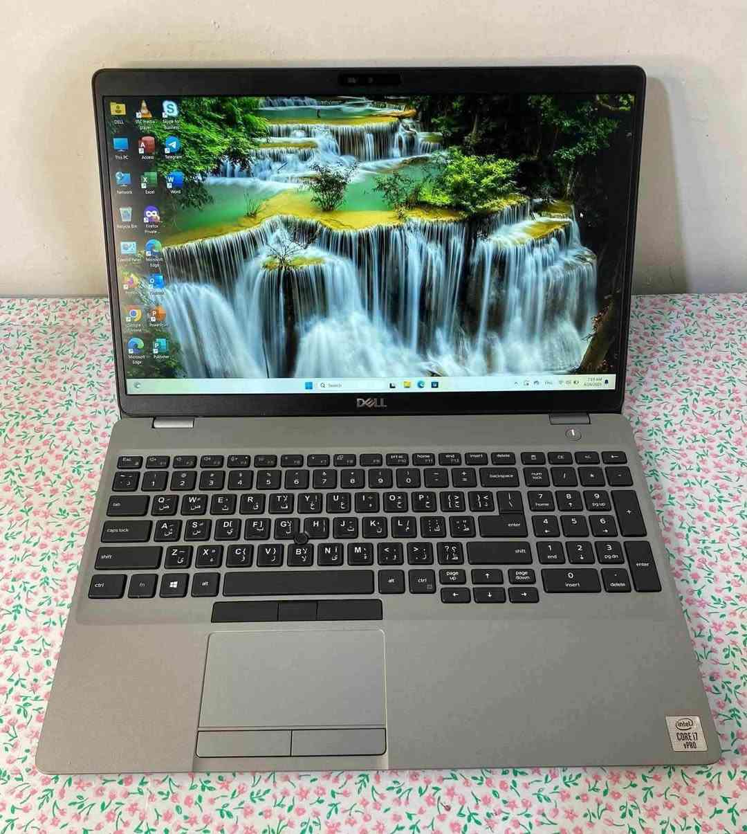 💼 Dell Precision 3551 –لابتوب نظيف جدًا استخدام شخصي

💪 مصمم لتحمّل أثقل البرامج بكل سلاسة مثل:
AutoCAD – 3ds Max – Adobe Photoshop – Premiere Pro – Revit – وغيرها.

￼

💭 المواصفات التقنية:  
🔹 المعالج: Intel® Core™ i7 - الجيل العاشر - فئة H (للأداء العالي والمتعدد المهام)  
🔹 الرام: 16GB DDR4 – تشغيل برامج متعددة بدون أي بطء  
🔹 التخزين: 512GB SSD – سرعة خارقة في تشغيل النظام ونقل الملفات  
🔹 كرت الشاشة الداخلي: Intel UHD Graphics – 8GB  
🔹 كرت الشاشة الخارجي: NVIDIA Quadro P620 - 4GB – مخصص للرندرة، التصاميم، والهندسة  
🔹 الشاشة: 15.6 إنش – دقة FHD 1920×1080 – عرض دقيق وواضح  
🔹 كيبورد: ضوئي بإضاءة خلفية – ستاندرد ستيكر A-E (عربي + إنكليزي)
السكن الديوانية
الرقم ***********
