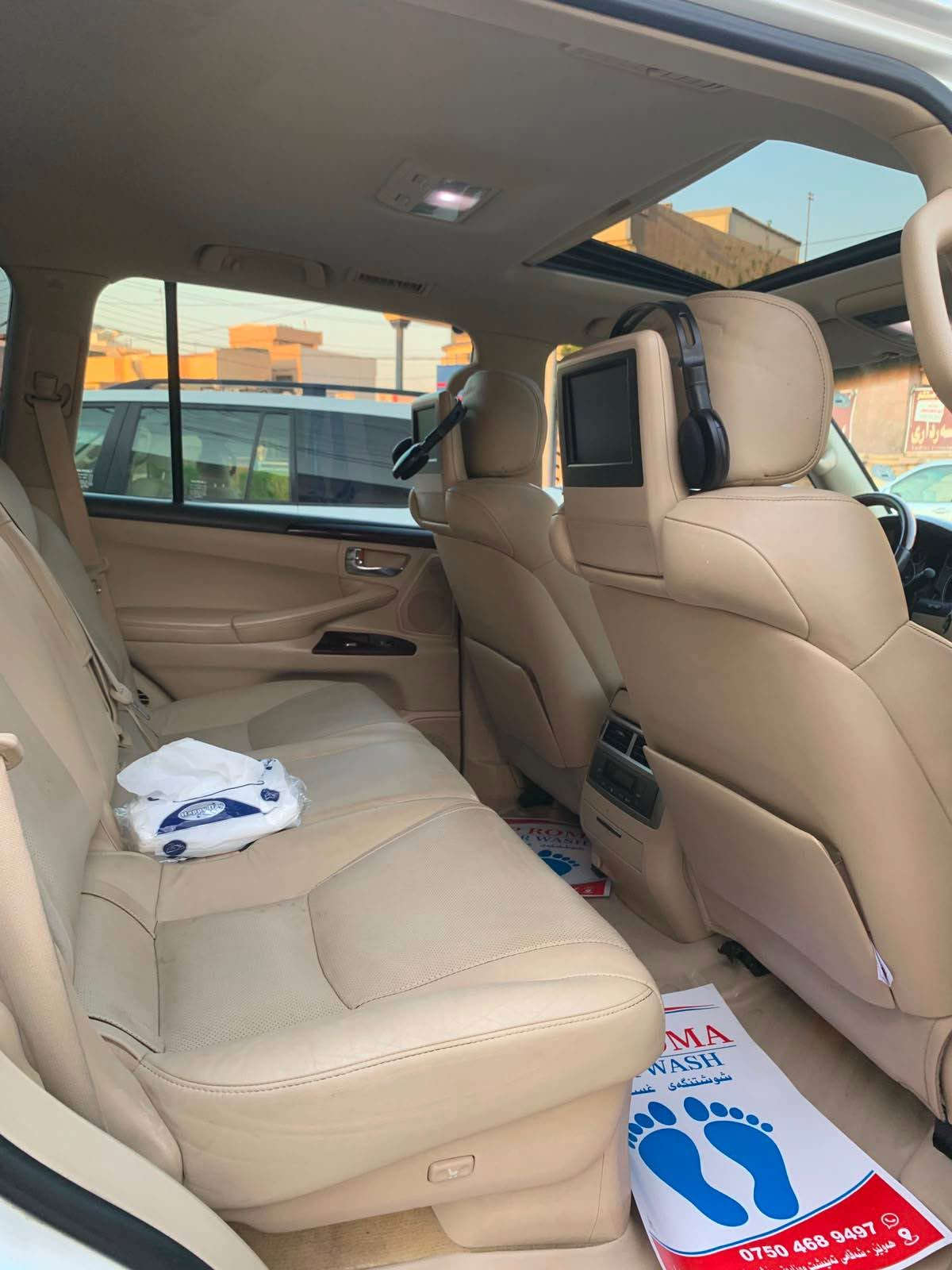 lexus Lx570 2015
کوردی /
کۆد /533# 
مواسەفات / فول
مەکینە / 5.7 کەپس
ڕۆیشتن/ 118.000km
3 شوێنی بچوکی pdr   
       ڕقم سنوی نوێ 2031
نرخ/ 41700$
ناونیشان/ هەولێر
واتساپ/
***********
***********
***********

عربی/
لێگزێز Lx570  2015
۳ مکان سغیر pdr   
محرک /v8 5.7  کبس
ماشی / ۱۱٨ الف کم
ڕقم سنوی جدید ۲۰۳۱

سعر / ٤۱۷ ورقە
عنوان/ اربیل
واتساب/
***********
***********
*********** أربيل, العراق

نص مكتوب في الصور:
- #533