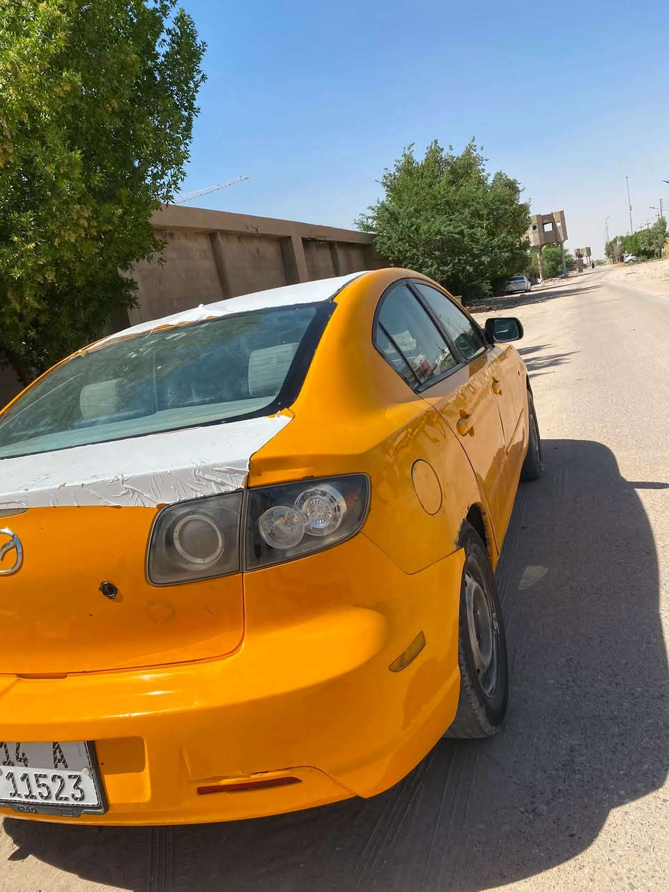 سلام عليكم شباب للبيع سياره مازده موديل 2008 رقم نكليزي سنويته 30 بيه مكينه كورله بكاجو  تبريد شغال ومكنته بيه خيط تبخير سعره 25بيه مجال قليل مكاني بصره البرضعيه  وهاذ رقمي***********
