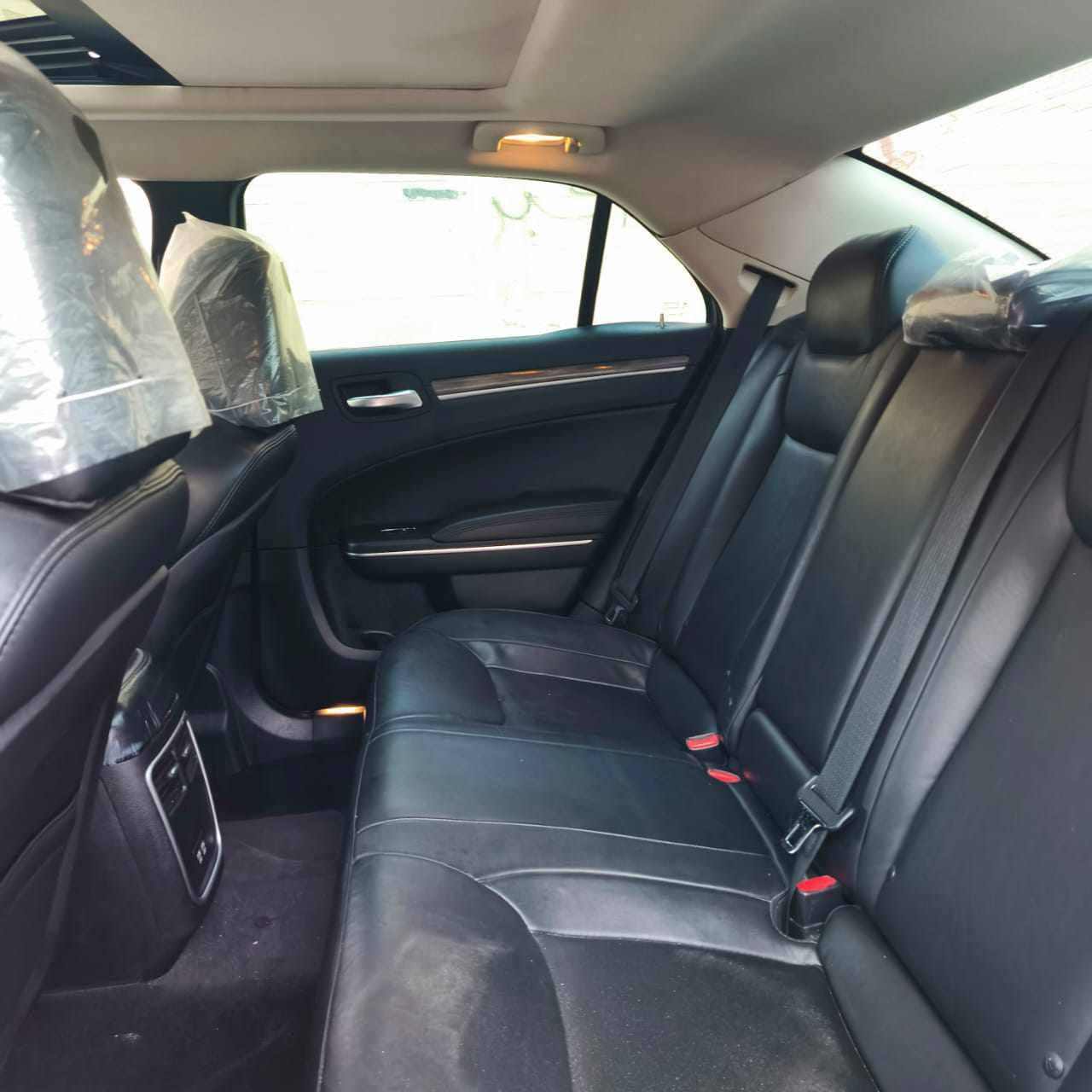 اوباما قرار 102  هزه جديده وبيه معاملة يحتاجلها رقم وگمرك ما مدفوع مراوس حسب القناعه سياره استخدام شخصي مواصفات c 
***********
