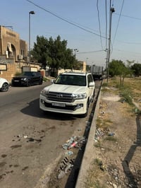 لاندكروز موديل 2017 معروفه. موصفات  6 سلندر مكينه 4000 ) 8 ايرباك كراس...