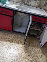 كاونتر • نظيف • متر ونص