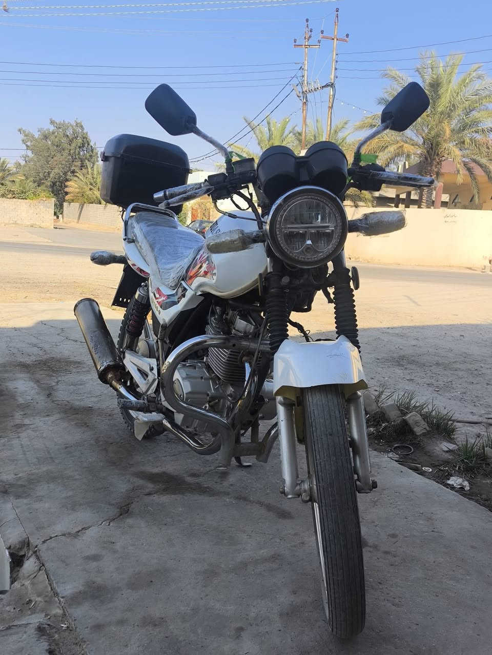 من رخصت الادمن هيوشه موديل 16مكمركه محرك مفتوح لا تبخير ولا شي تخبل المكان الكرمه الشهابي السعر 650وبيه مجال قليل
***********
