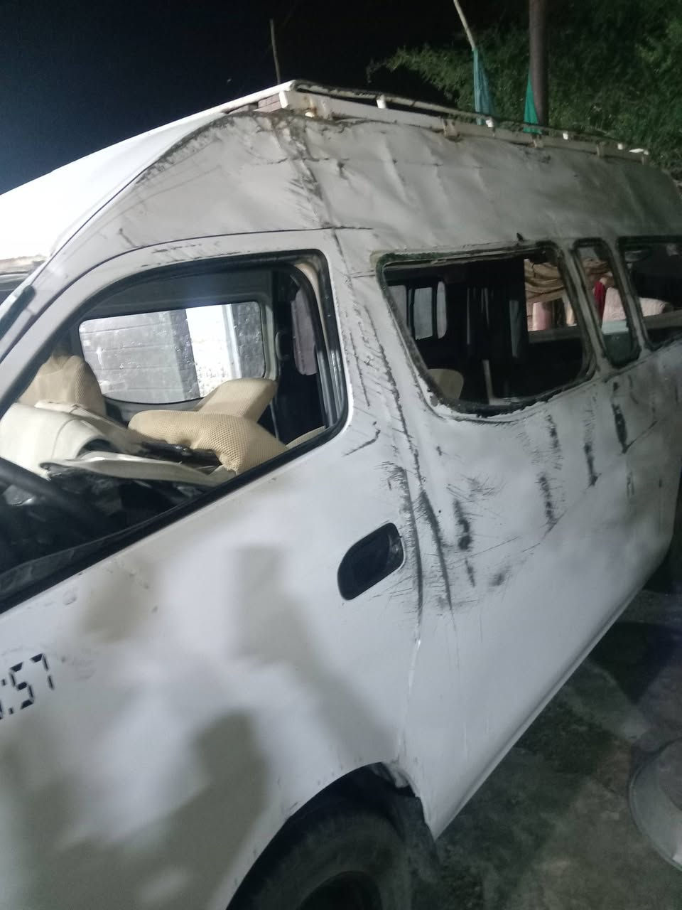 نيسان يورفان موديل ١٤ السياره سابقا كفاله عامه بسمي تحويل مباشر السياره حاليا تمشي محرك كير حداديه اكسل خير من تبريد شغال كهربائيات شغاله
مصفره هيئه وغرامات مكان السياره بابل الكفل للاتصال *********** او***********
