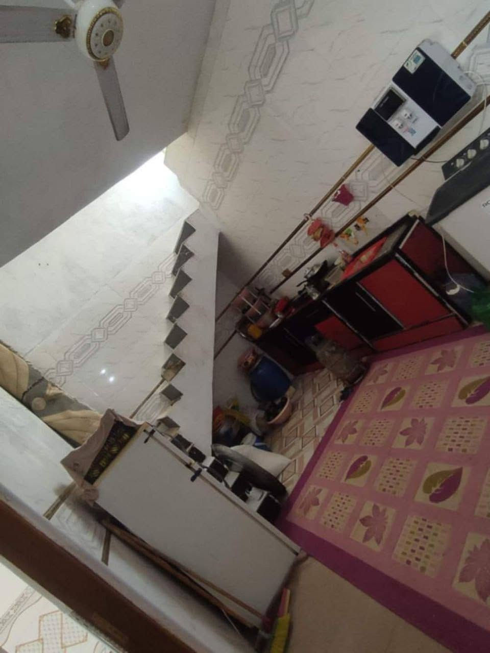 🏡 بيت 100 متر ب 33 مليون وبيه مجال
طابو زراعي سند 25 
( مشمول بلتطويب ومرقم من البلدية)  

| الأساس والسقف: كونكريت
البناء بلوك 

🔹 مواصفات البيت:
✅ غرفة نوم 🛏️
✅ صالة 🛋️
✅ صحيات داخل وخارج  🚽
✅ مطبخ 🍽️
✅أستقبال 

🔹 الخدمات المتوفرة:
💧 ماء | ⚡ كهرباء | 🚗 شوارع مبلطة | 🏫 مدارس قريبة

📍 الموقع: النجف – شارع الصب مقابل قرية الغدير عمود 276 

📞 للتواصل: ***********
