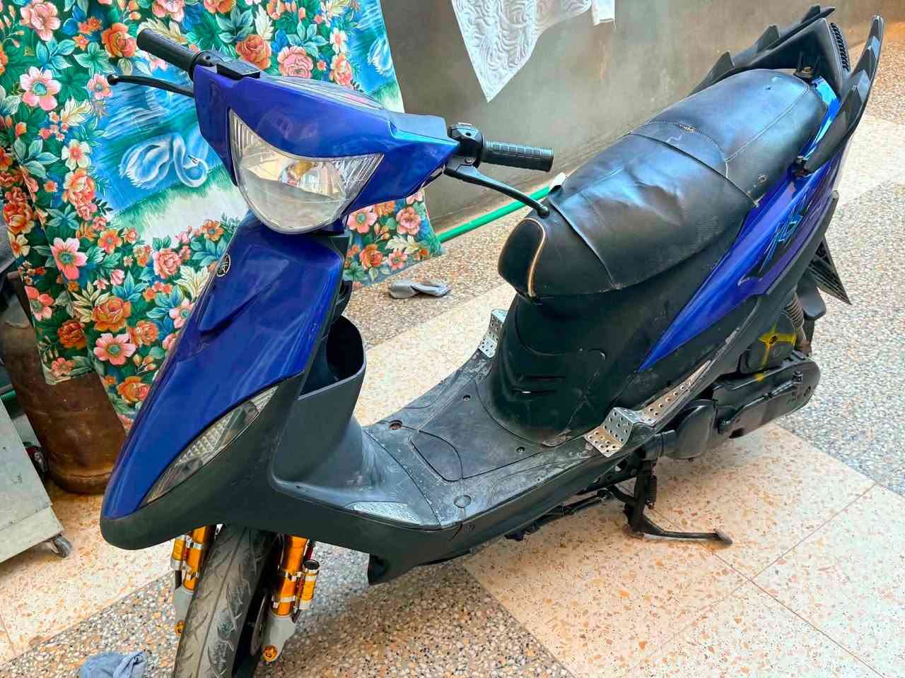 ماكس عدلة بوشة 49 بلاد مكينة جديدة ما مفتوحة ابد كلهة كفالة نظيفة كلش كله جديد مزودة خارجي دبلات ويالة دراجة كاملة كلش نظيفة ب600 مكاني نجف رقمي ***********
