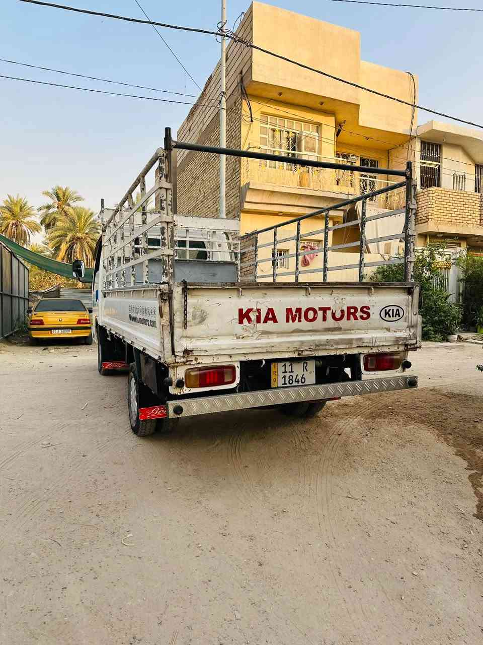 سلام عليكم كيه للبيع مديل 99السياره جهزه من كلشي قماره ابلاديه  بس الصفاح مرشوشات شواصي ابلاديه  تايرات كلهن جديداد امعلايه وركه مكينه بيه خيط بخار كيره يخبل دوخله حلوات  اطيك اتراي وين ما تريد ارقام انكليزي  ارقام بغداد بسمنه السيار امدور ثاني يوم السعر 65 وبيه مجال للطبين مكاني كربلاء حي العباس ***********
