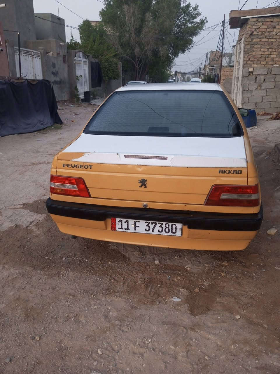 بيجو اكد للبيع مديل 2016 بيه جاملغ مبدل سياره نضيفه رقم بغداد العلوان نجف قريت الغدير   ***********  سعر 35  بيه مجال
