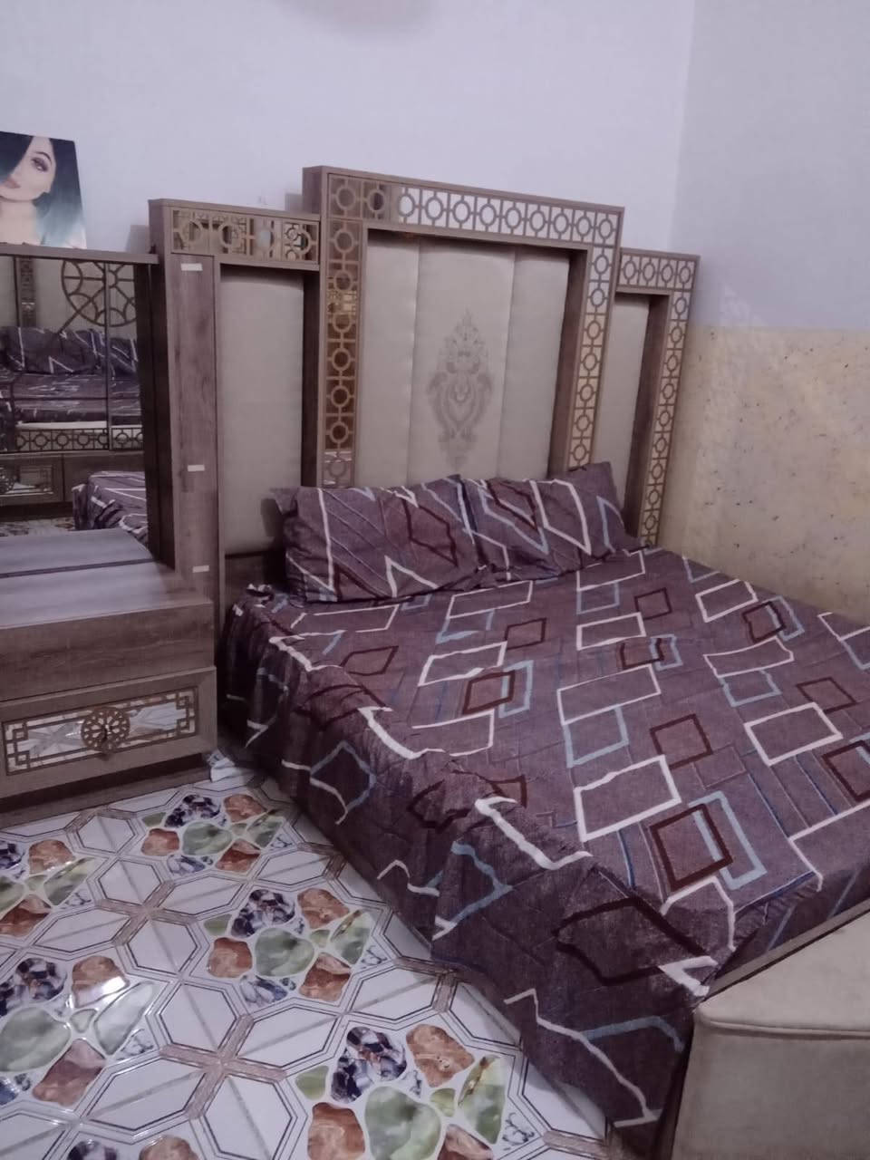 سلام عليكم
غرفة تركي سحب  للبيع السعر ٥٠٠ بيهه مجال للتواصل ***********
