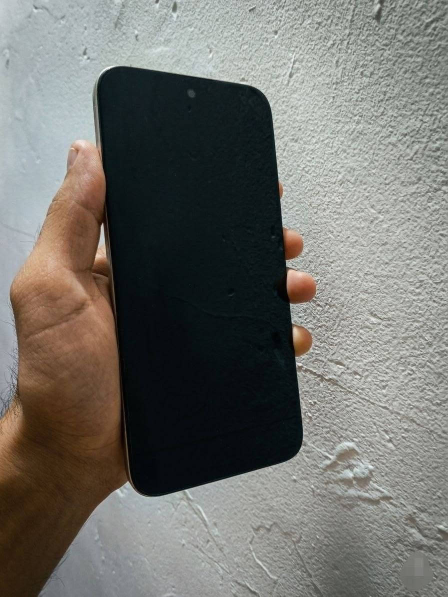 *للبيع أو امراوس Infinix Smart 20 اخو الجديد ✅
#### *مواصفات الجهاز:👇 

- *الذاكرة*: 128GB
- *الشاشة*: 120 هرتز كلش سلسة
_*النضام: Android 16 احدث اصدار 
- *الكاميرا*: 50MP خلفية تصوير واضح
- *البطارية*: 5200 الاف

#### *حالة الجهاز اخو الجديد / مستعمل سبوعين
#### *الملحقات* كارتونه + شاحن 66 واط اصلي  

* السعر اني اخذته اب 200 الف ورايده 170الف

*المكان*: بغداد - ابو غريب  
*للتواصل*: *********** واتساب فقط وعل خاص
ملاحضه ماعندي توصيل ❌
