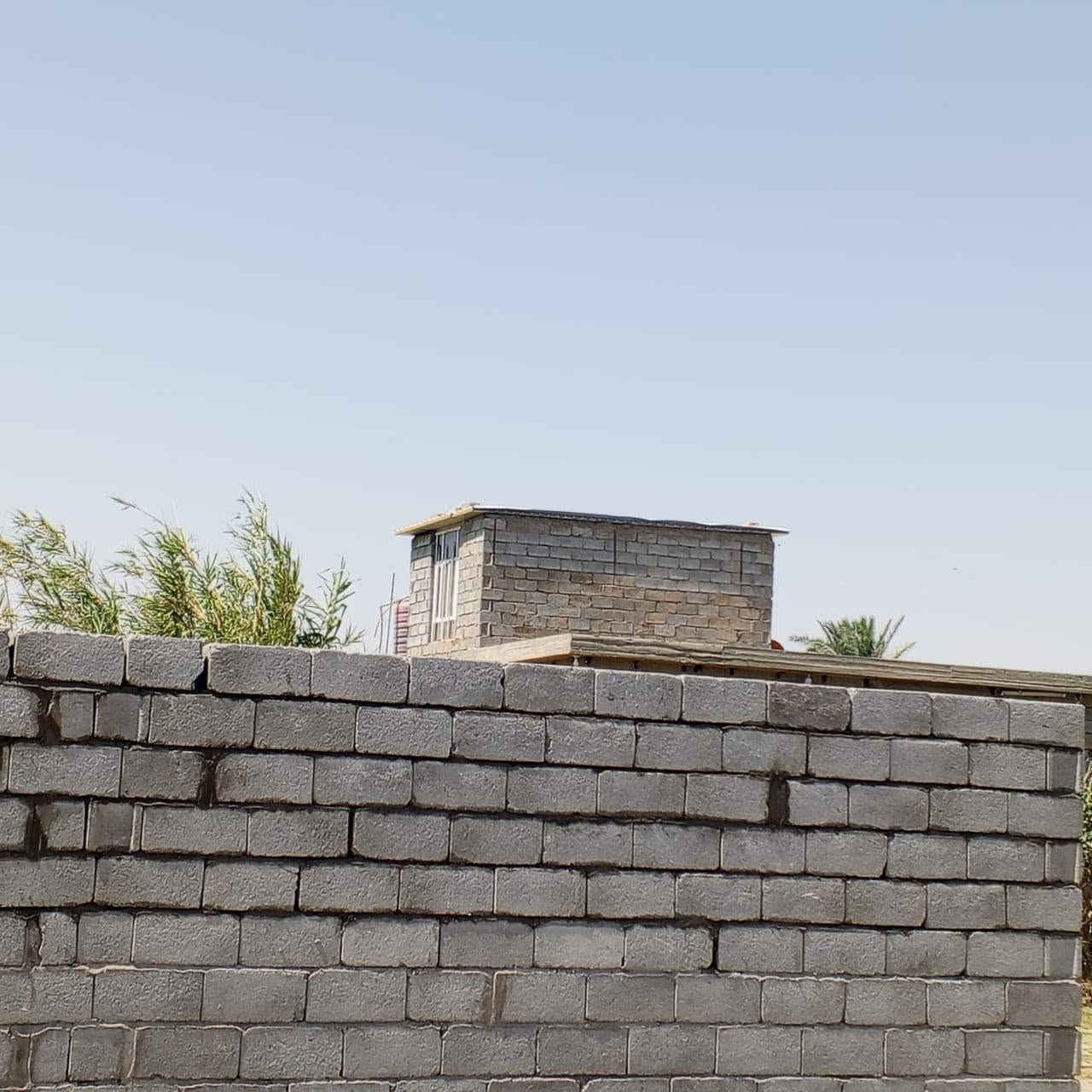 سلام عليكم
خلفاة بناء طابوك بلوك فرمستون محافضة بغداد فقط المراسله واتساب او الاتصال على الارقام التالية 
***********
***********
