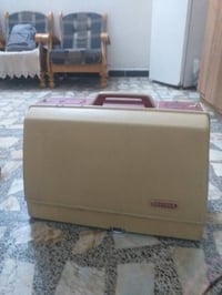 مكينة خياطة • بلاذر • محتاجة فحص