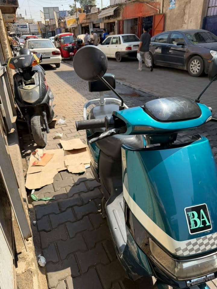 دواجة شحن للبيع
٦ بطاريات 
سعر 550 الف
واتساب ***********
