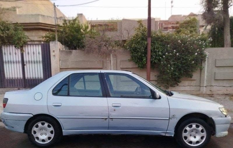 السلام عليكم سيارة بيجو 306 برقم أخضر للبيع فحم ب 14 ورقة وبيها مجال للاستفسار على رقم الواتساب :

***********
