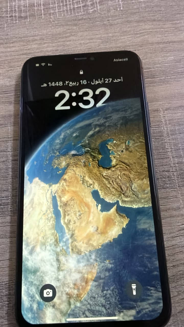 السلام عليكم 
ايفون 11 برو ماكس 
الذاكره 256 
بطارية مبدله 
الشاشة مبدله 
فيس ايدي ميشتغل 
وباقي التلفون شغال ومابي شي 
السعر 200 الف 
مكان الدورة 
***********
