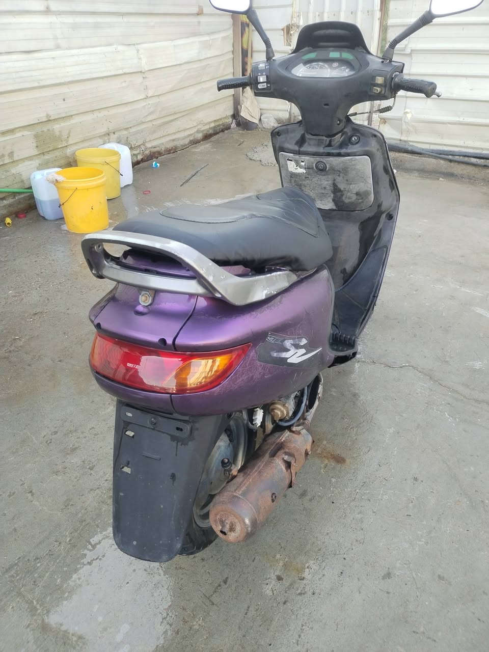 دراجه فراشه كرستال حلوه وناعمه كله شغاله اوكامله علفحص سعر 350 بيه مجال قليل عنوان شارع طهمازيه قرب مول اهل الخير رقم ***********
