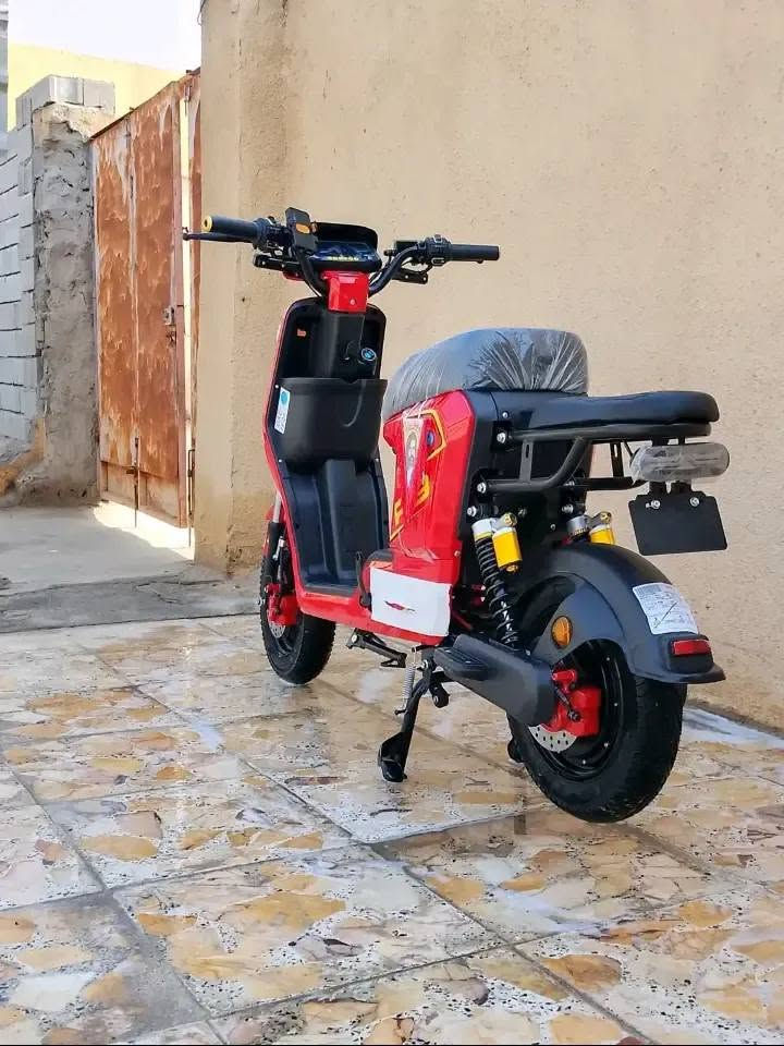 سلام عليكم 
دراجه البيع دراجه كفاله من كليش من كهريات من كلشي
دراجه عله وضع شركه البطاريات عله وضع شركه 
دراجه سعره 109
مديل 2026
سعر 500وبيه مجال
***********

نص مكتوب في الصور:
- عينك