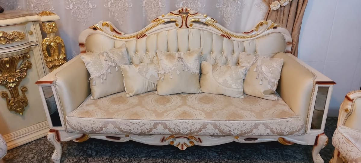 زان تركي • دزاين ايطالي • ١٠ مقاعد