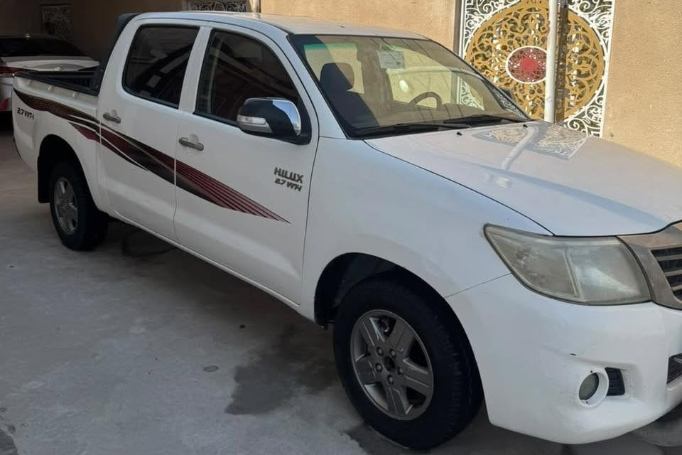 السلام عليكم بيكم فلاونزه مديل 12 شاصي 19 رقم بصره كير عادي تحويل كفاله من ضربه وفتح فقط بارد بصيط السعر 155 بيه مجال ***********
