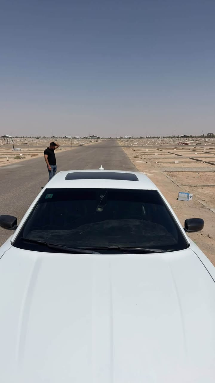 جارجر   2016
الموديل 2016   رقم بغداد الدولي 
سنويه اسمي تحويل ثاني يوم
اللون : ابيض
العداد : 167  الف ميل قابل للزياده
المحرك : V6.  3.6L 
محرك وكير واكسل وحداديه مكفوله 
تبريد ثلج 
المواصفات :
فتحه بانورما
*كشنات حضن  اسود وكهرباء
خزن ميموري
* مصابيح أمامية زنون . . 
* المصابيح الأمامية مع LED . 
رادار 
* حساسات خلفيه
* شاشه محدثه srt .. 
* تبريد قطعتين 
* سستم صوت مع مضخم .  
* مثبت سرعة . 
* تلفون بلوتوث . 
* كاميرا خلفية .
* مرايا متحسسة للاضاءة العالية .
مرايا قلاب مع وضع R
* شفتات  بالستيرن . 
* دخول ذكي (بصمة) .

حادث السياره مثل ما وضح بلصور
كافه تفاصيل نذكرت  
السعر 150وبيها مجال 
اتواجد في كربلاء وبغداد  
***********
***********
