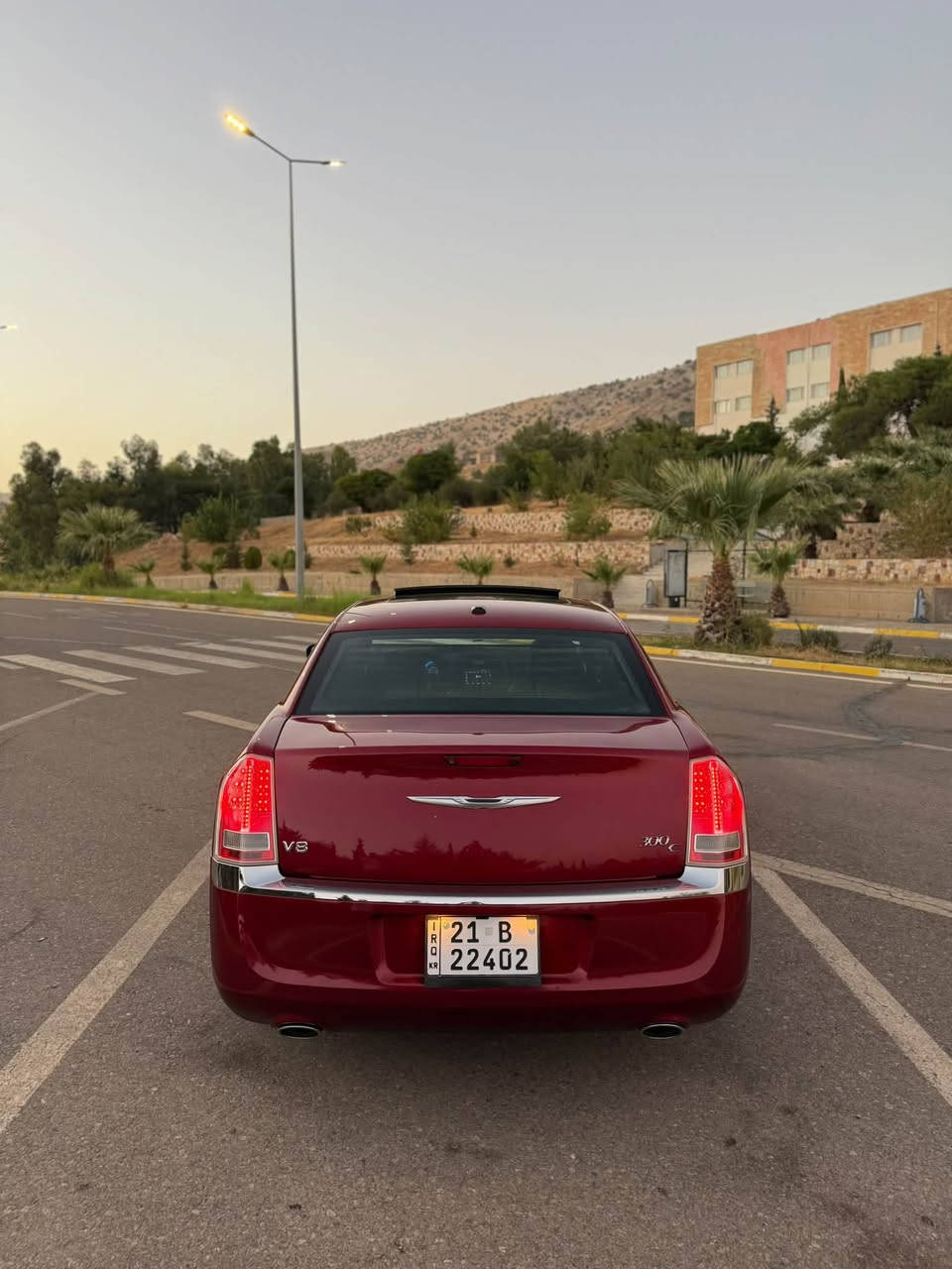 اوباما ٢٠١٢ هيمي V8   5.7شركة هارلم فول ماشيه ٦٩ الف مايل حقيقي مواصفات كشن حار و بارد بردة خلفية دوسة بنزين و بريك متحرك ستيرن هيتر سنويه جديدة لحد ٢٠٣١ كير و مكينة بشرط مايحتاج اي مصرف سنوية باسمي تحويل و غرامة بشرط سعر ١٧٢ مجال ) *********** ***********

