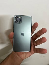 آيفون 11 برو ماكس • واتس اب