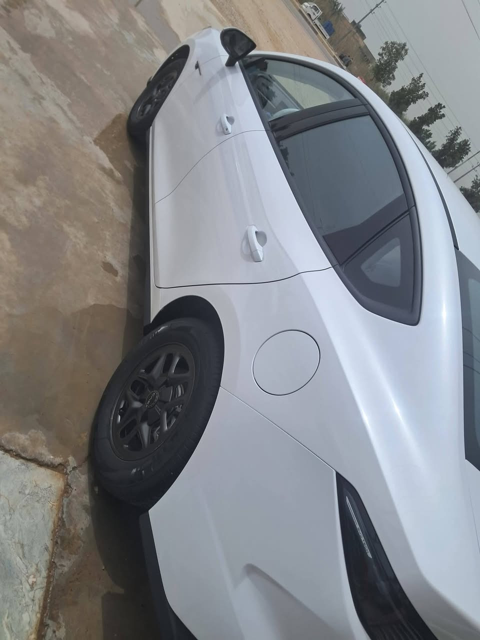 سلام عليكم بيوايدي موديل 25زيرو ربيل عنوان واسط العزيزية لتصال علة رقم لهاتف *********** مامتواجد عل فيس تصل ودلل
