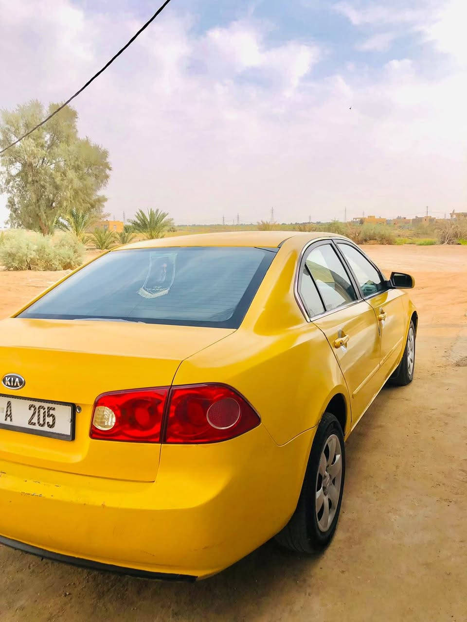 ل السلام عليكم اوبتيما 2008 أمريكي جاهزه مكينه كير حداديه تبريد شرط حادث جاملغ امامي مصفره هيئه وغرامات السعر 85 للاتصال ***********

نص مكتوب في الصور:
- خالد صباح .
- الجمعة