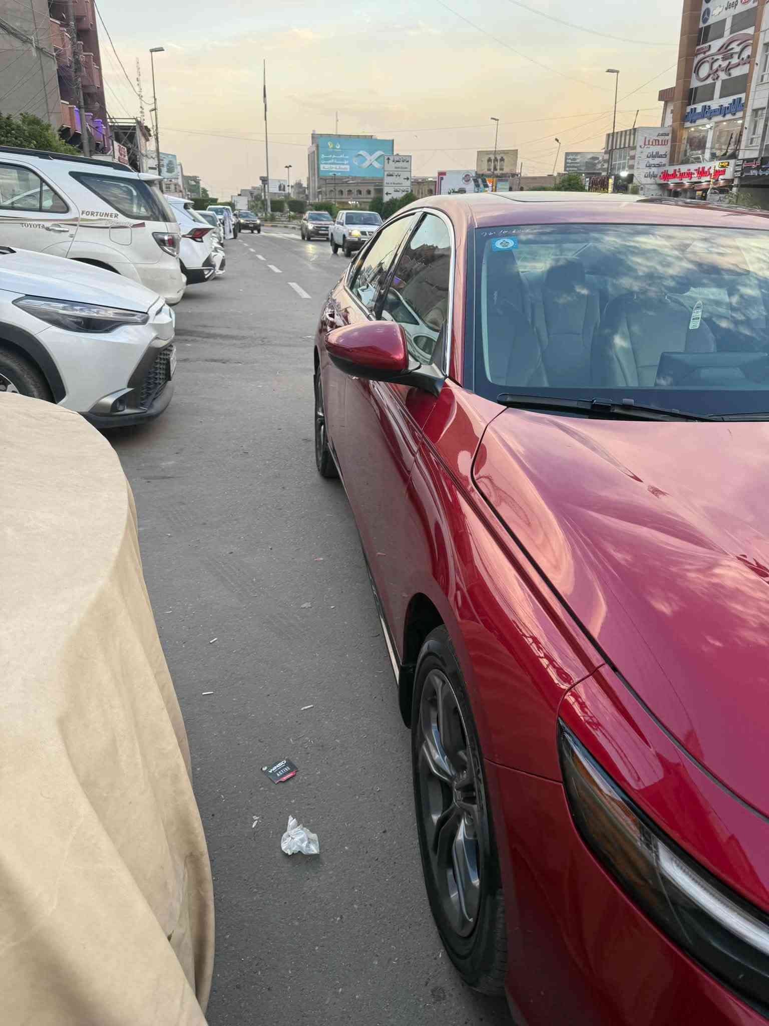 السلام عليكم
هوندا اكورد هايبرد.EXLللبيع 
موديل 2024 صور الحادث مرفقه مع الصور
رقم بغداد بأسمي ماشيه 48 الف كيلو 
السعر 185 
لاستفسار ***********
تحياتي للجميع
