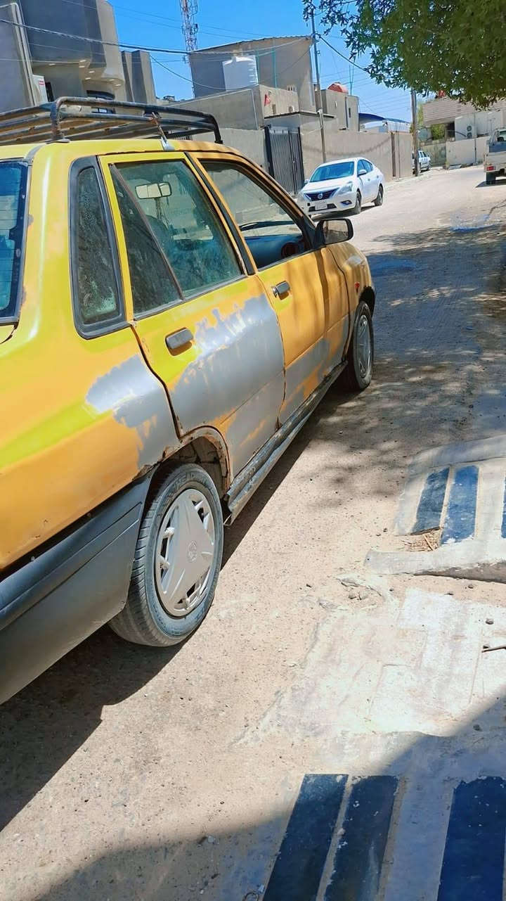 اخوان مكلف بلنشر والشراي يخابر على رقم وبي حتى واتساب ( ***********) سايبه رقم الماني ميسان  سنويه عظم عاج بعد اله شهرين وتنتهي ماندل راعي مكينه وكير وحداده وكهربائيات كله جاهزه وشواصي بلاد السعر  ( ١١  )   وبيه مجال مكان سياره البصره سفان وترايك وين مايعجبك الله شاهد كبل للشارع

