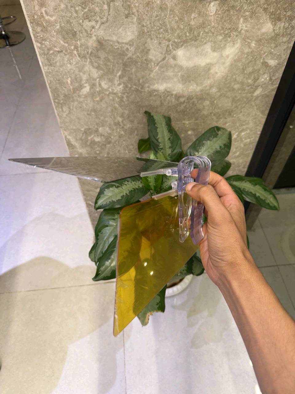 واقي الرؤية النهاري والليلي للسياره 
السعر 15 الف توصيل مجاني 
للتواصل واتساب فقط مراسلة( *********** )
للتواصل انستا أو فيسبوك أو تيك توك اسم صفحة ( كاستر ستور )
