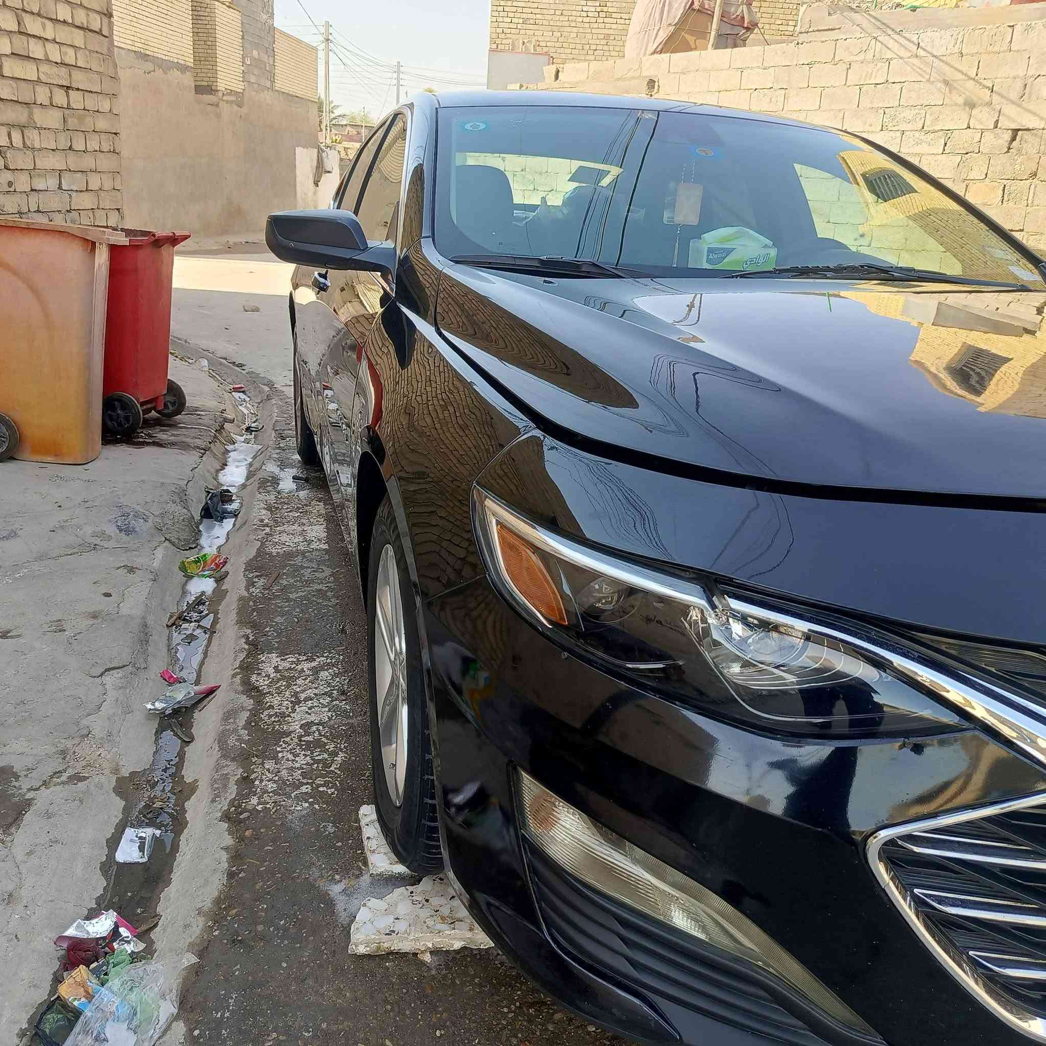 السلام عليكم سياره ماليبو البيع موديل 2023سياره جديده حدث مريكه جاملق امامي رديترات بلادي السعر 125وبيه مجال ***********
