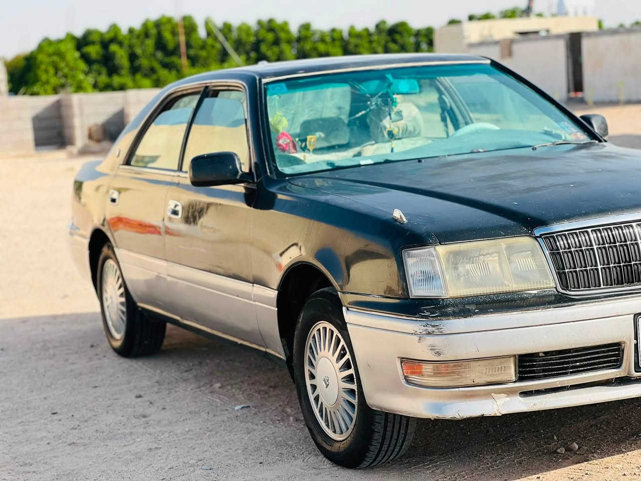 راس الثور فلات موديل 1997 مكفوله من كصه ونغل وضربه 

بسمي سنويه 2031 مكينه وكير خير من الله حداديه كله جديد 

سعر 75 وبيه مجال مكاني بصره طريق خور الزبير   

***********
