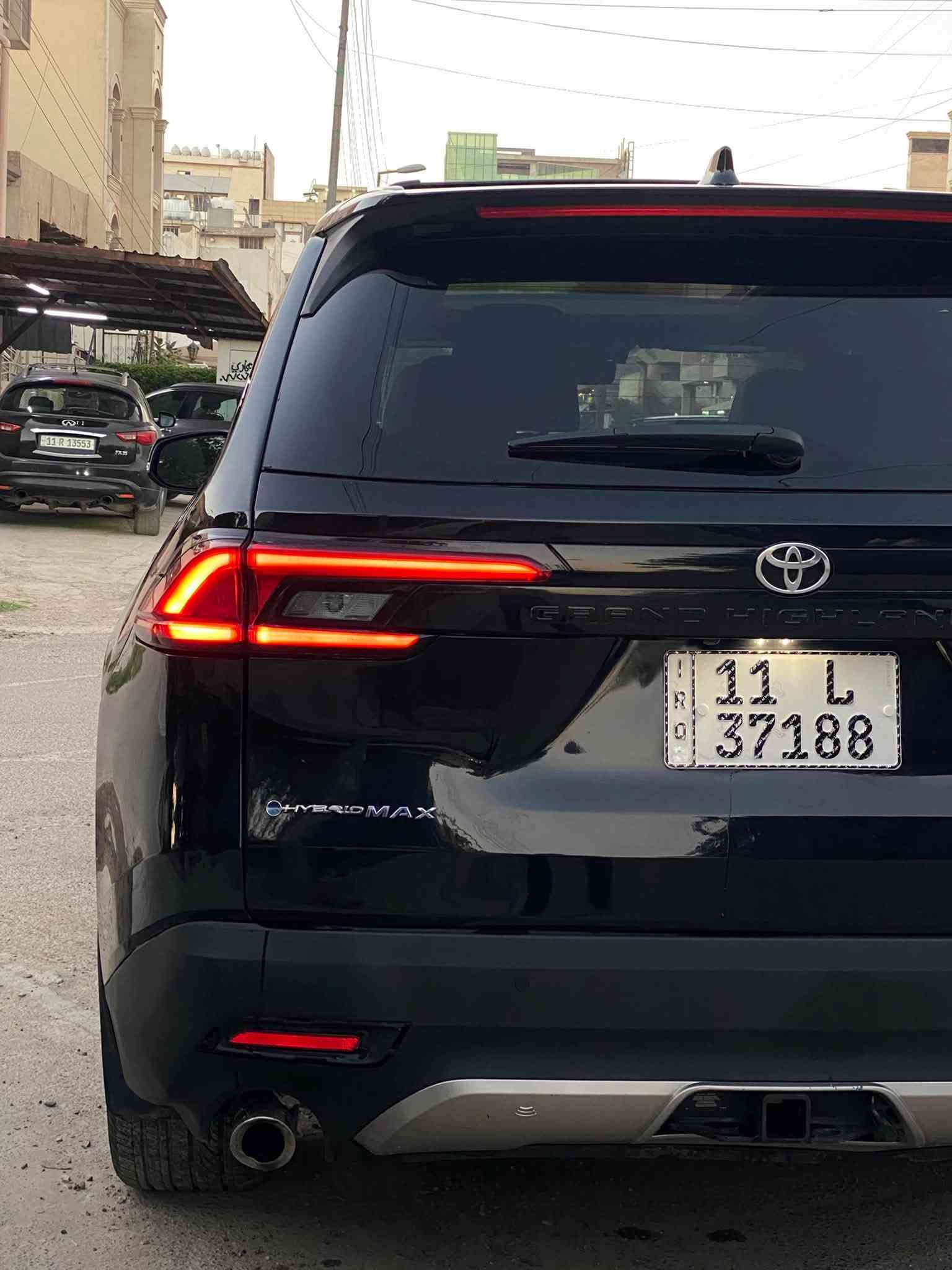 السلام عليكم
كراند هايلندر موديل 2024 بلاتينيوم هايبرد ماكس

فول مواصفات اعلى فئة

فتحه بصمه بنوراما

كشنات ٤ تبريد VIP

رادارات خمسه 

كامرات خمسه

داتا شو

شاحن

المرآه الوسطيه كامرة

خمس ابواب بصمه وترحيب

محرك 2400 تيربو هايبرد ماكس باتري كبير

ماشيه 13 الف

ايرباك استيرن وبرده ومسستم

حادثها موضح بالصور صبغ باب السايق وربع الجنطه والباقي راجع بارد

السعر 335

مكانها اليرموك

***********

