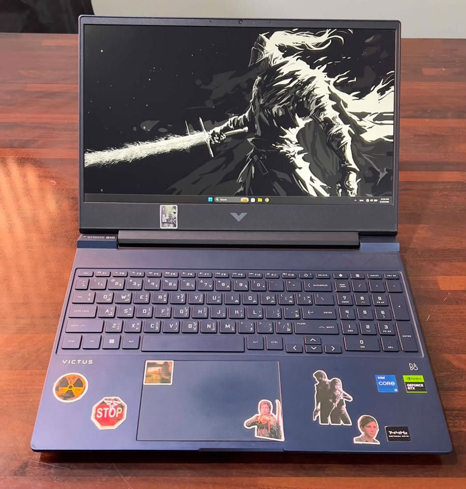 لابتوب Hp victus جيل13
15-13420H 2.10GHZ : معالج 
رامات : 16Gb
Nvidia RTX 3050 6Gb : الكرت
التخزين : M.2 512Gb
كيبورد ضوئي 
FHD 144hz الشاشه
شاحنته الاصليه
850 الف
شراي اتصل
***********
