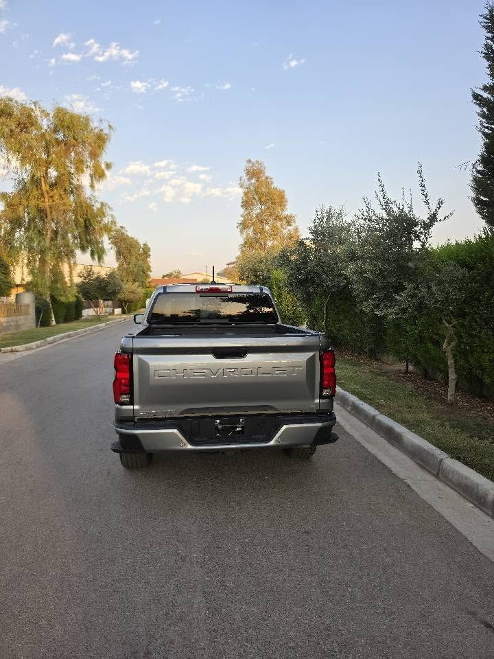 CHEVROLET COLORADO 2024 4WD LT
فول.فول.مواسەفات.2024
بانوراما.دبل.اکسل4×4شاشە.کامل.لمس
کوشن.کامل.جلد.کارەبا.هیتەر.دوسە
ماشیە.4الف.میل2سویج.ویل.کروم
بدون.سبوغ100%
عینوان.اربیل.بدون.رقم
وتساب0751853509 أربيل, العراق
