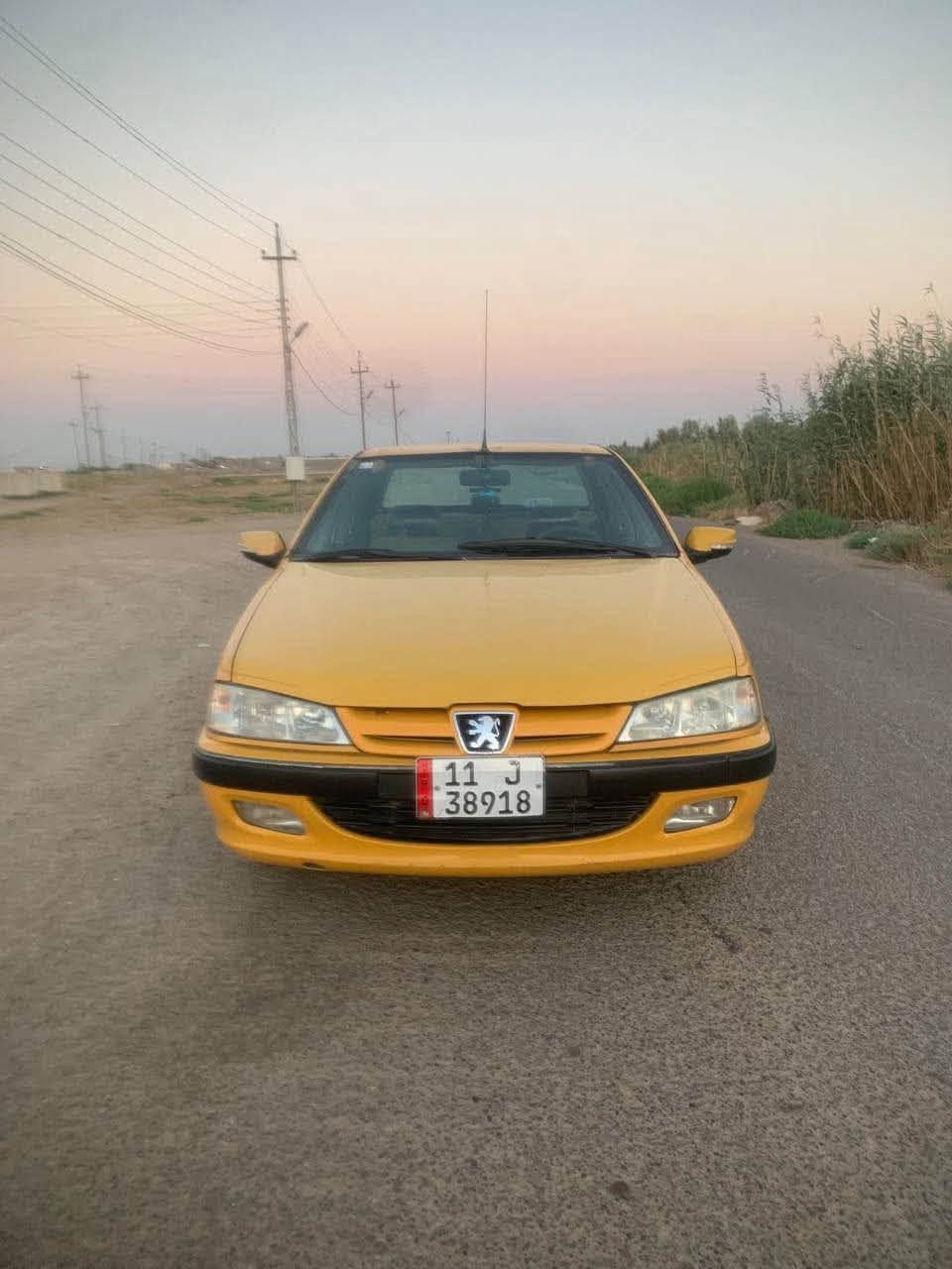 السلام عليكم بيجو بارص للبيع موديل2015 سياره خير من الله نضيفه دواخل وخوارج تخم تاير جديد دوشمه خليه ناقصها كمبيريسر ومبدل بيها بنيد فقط مكفوله من الضربه فقط بنيد طاير وبدلته والبنيد البلادي موجود عندي السعر36 وبيها مجال بسيط مكاني بغداد البياع الشرطه الخامسه اللاتصال رقم الهاتف ***********
