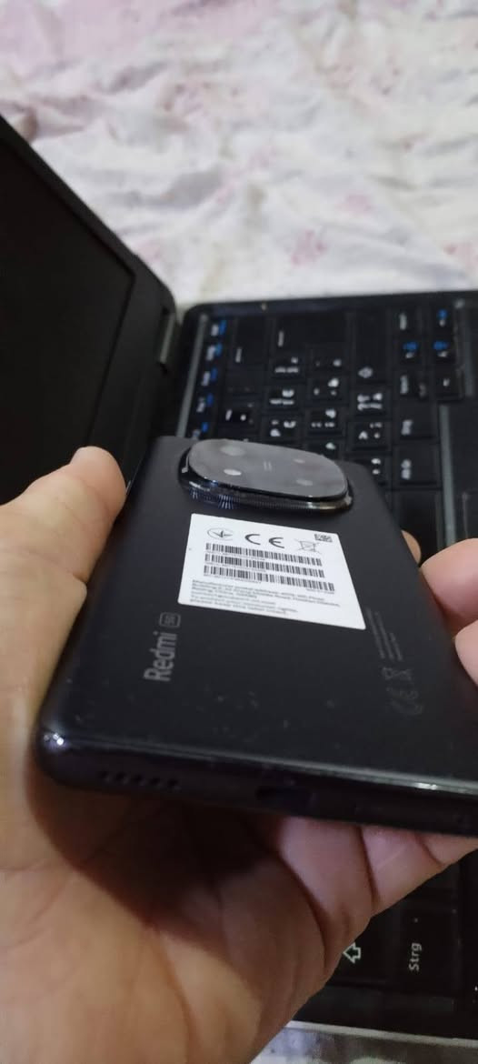 السلام عليكم 
Redmi Note 14 Pro+ 5G
الذاكره 512 
كاميرا 200 ميجا بوكسر 
سماعات استوديو دبل سماعه 
الجهاز شرط ضد الماي 
الجهاز حيل حيل نظيف 
يشغل 90 فريم لعبه ببجي 
الجهاز بدون غرض فقط بس الشاحنه 
الشاحنه مالته 120 وات 
سعر الجهاز 450 الف 
مكاني بالموصل الجانب الايمن 
التواصل على الرقم 
***********
