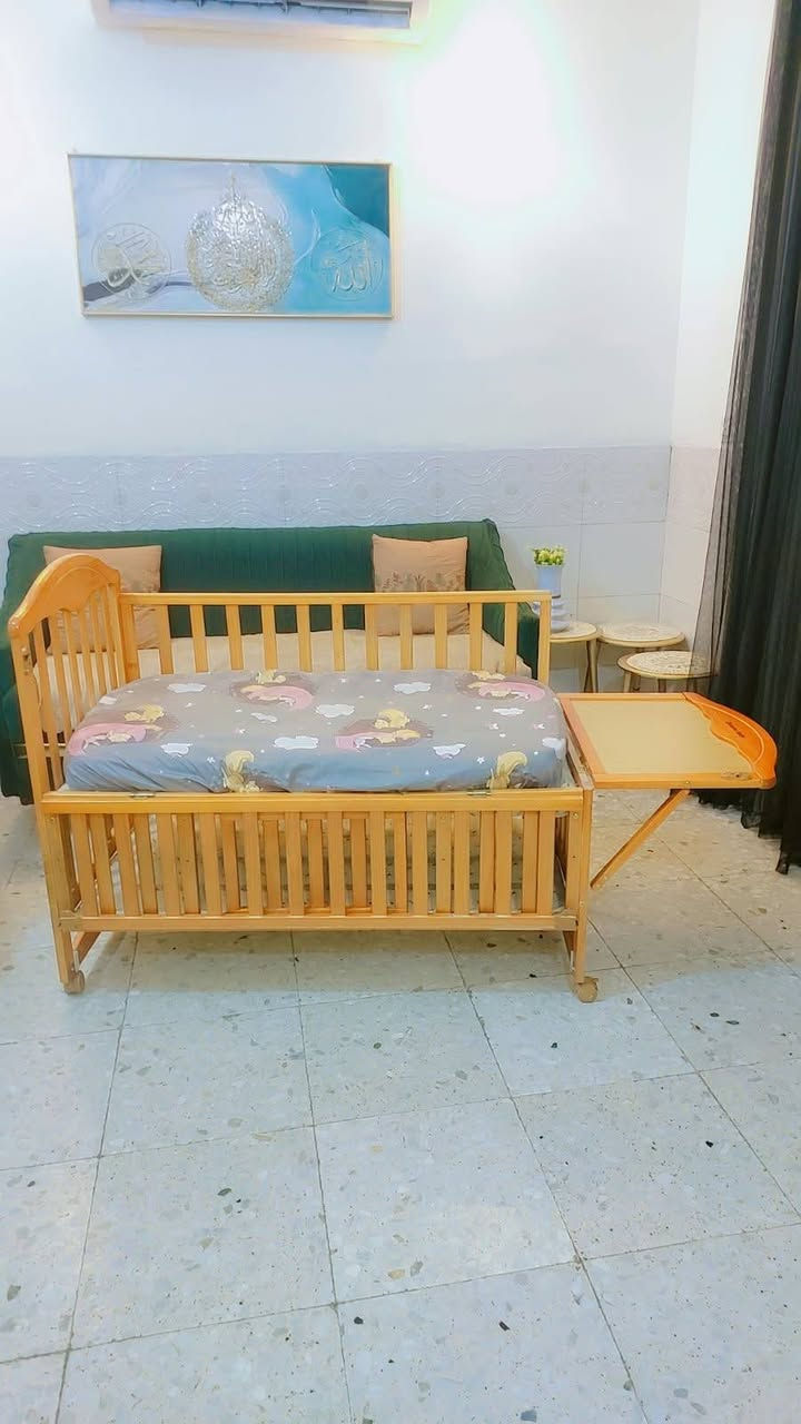 جرباية طفل • باب متحرك • بيه مجال