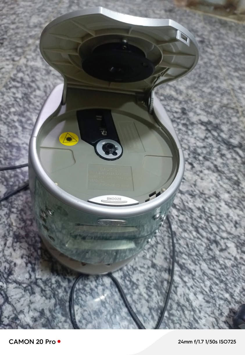 السلام عليكم..للبيع شلعه ..السعر 45 الف.بلاش.كلهن نظيفات وشغالات بغداد الشعب شارع عدن ***********

