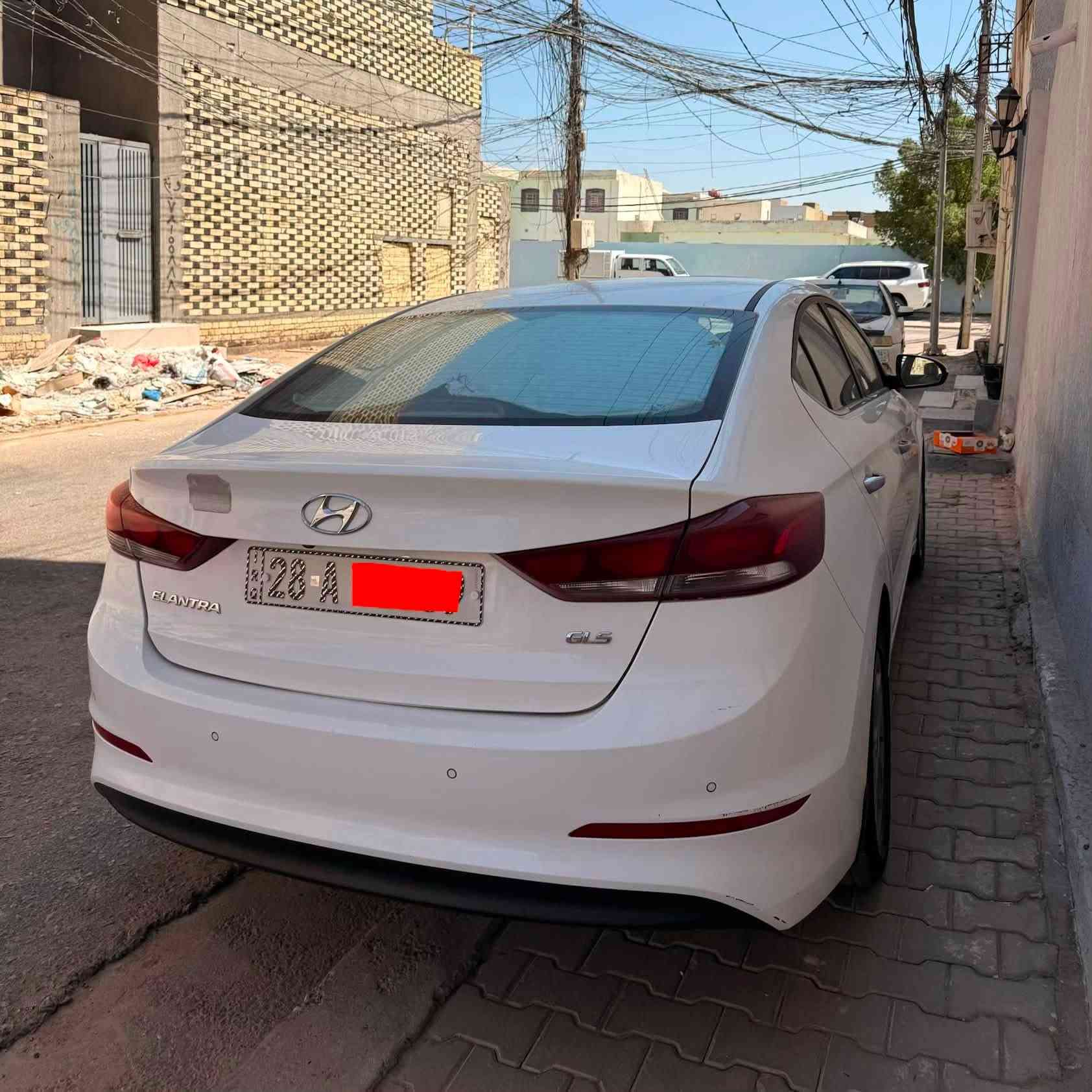 هونداي النترا خليجي موديل 2017 فول GLS
مكينه 2000 دوش المرغوبة 

فتحة سقف
تبريد خلفي
كشنات جلد
تحكم ستيرن مثبت سرعه
مري شفط ، اشاير بالمري
شاشة كبيرة 
5 ويل كب 
سيارة جديدة ماشيه 95 
رقم نجف الجديد باسمي

مكاني بالنجف 
للأتصال :  ***********
